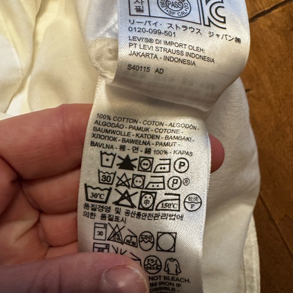 Levi’s Classic White Button-Up Western Shirt | Size M | EUC - Picture 6 of 8